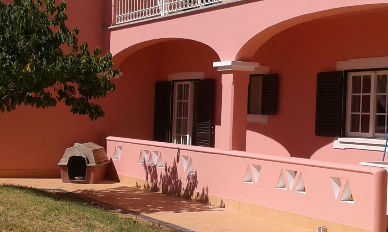 Saraiva'S Guest House Lagos Exterior foto